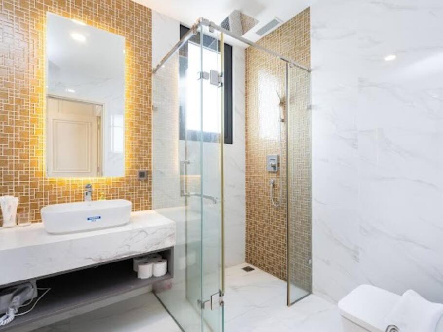 The Rixx Downtown Apartment@D1/Pool/Gym/Operahouse Ho Chi Minh City Exterior photo