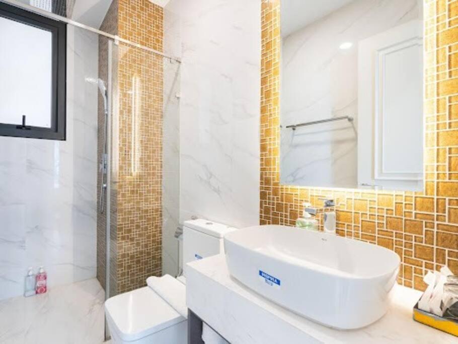 The Rixx Downtown Apartment@D1/Pool/Gym/Operahouse Ho Chi Minh City Exterior photo
